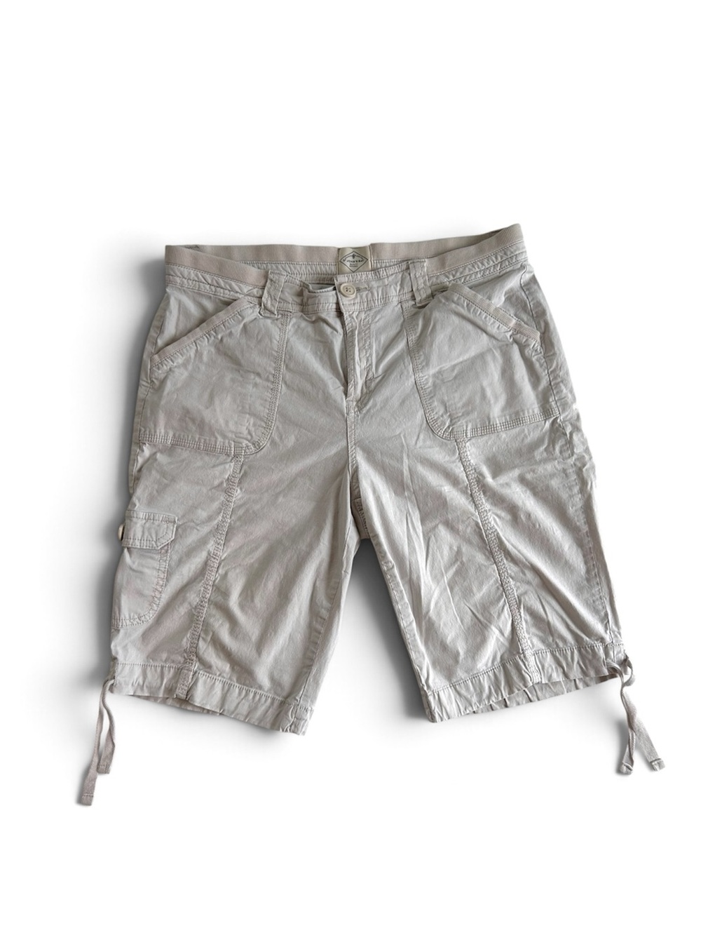 Womens Vintage Y2K Tan Granola Girl Low Rise Gorpcore Cargo Bermuda Shorts /10